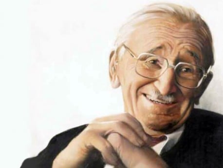 Friedrich von Hayek: «Es deseable y necesario legislar para que las industrias no impongan a la sociedad el costo que significa la contaminación ambiental»