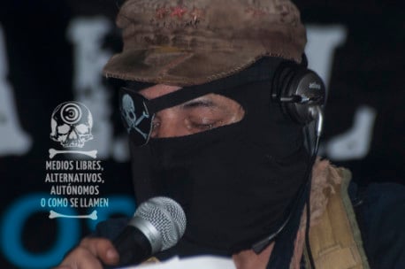 Subcomandante Marcos da últimas palabras públicas y nace Subcomandante Insurgente Galeano