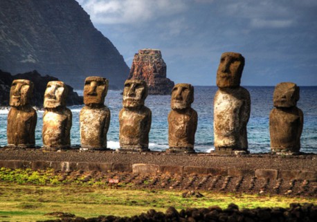 Descontento en Rapa Nui: Se toman los parques arqueológicos y bloquean acceso a turistas