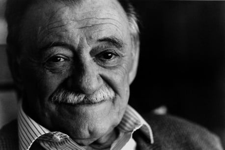 10 frases de Benedetti para valorar los pequeños detalles de la vida