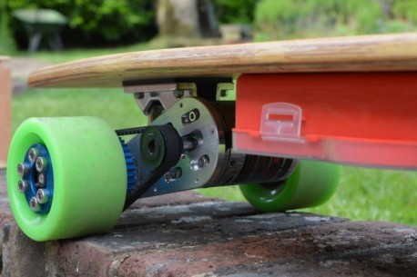 Así puedes hacer un longboard eléctrico casero