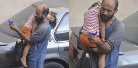 La actual vida del refugiado sirio que vendía bolígrafos con su hija en la calle