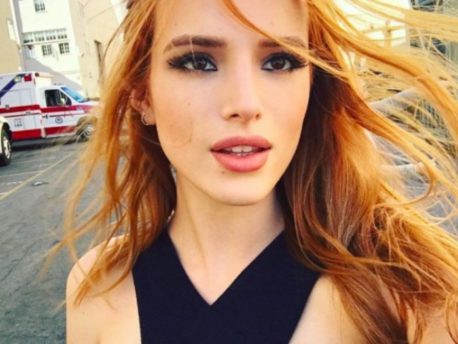 Bella Thorne nuevamente dejó poco a la imaginación tras usar un revelador  atuendo