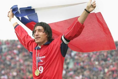 VIDEO: Iván Zamorano, el gran capitán de La Roja cumple hoy 50 años