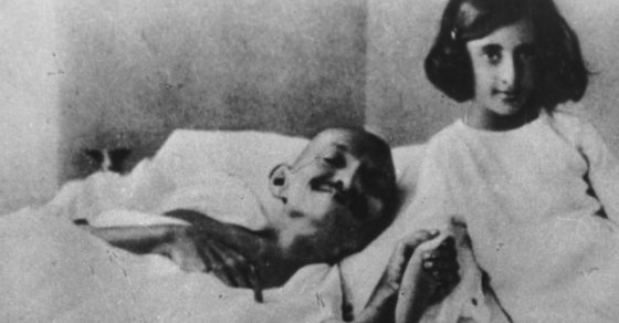 La desconocida cara oscura de Gandhi: racismo, misoginia y clasismo