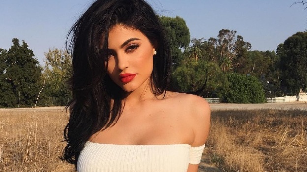 El Bikini De Kylie Jenner Que Enfureció A Las Masas En Tiempo Récord