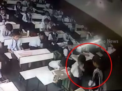 (Video) Profesora le da 40 bofetadas a un alumno en 2 minutos y se ganó el odio completo de las redes