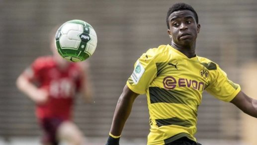 VIDEO: Polémica por Youssoufa Moukoko: ¿Tiene realmente 12 años el nuevo niño prodigio del fútbol?