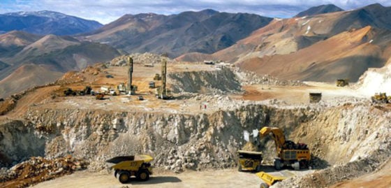 Liberan libro sobre Pascua Lama: «Era urgente denunciar el modus operandis de Barrick Gold y las autoridades»