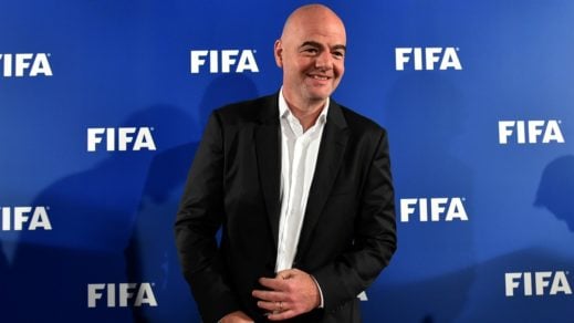 Presidente de la FIFA envuelto en investigación penal por encubrir corrupción