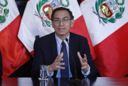 Martín Vizcarra otroga primeros indultos