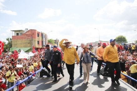 Maduro aprueba 2 billones 500 mil bolívares para el Hospital General de San Fernando