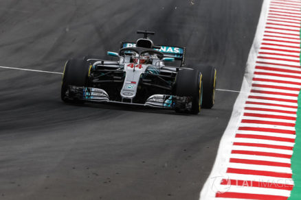 hamilton gana tercera pole