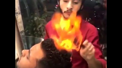 Corte de cabello a fuego vivo