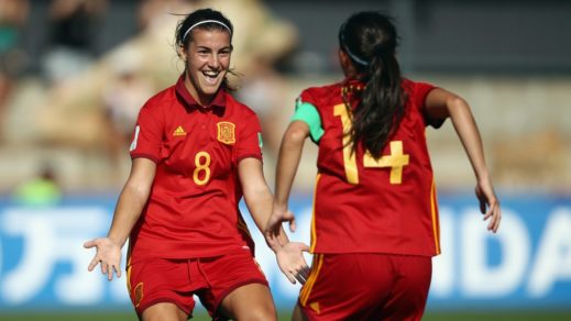 España debuta con victoria en el Mundial