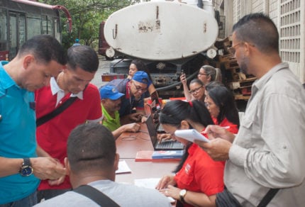 FONTUR realizó entrega de aceites a transportistas del Distrito Capital