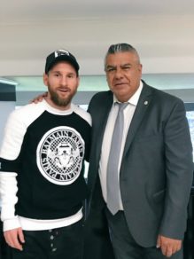 Messi y Tapia