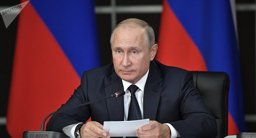 Putin firma decreto para oficializar suspensión de Rusia del Tratado INF