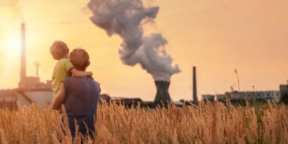 Contaminación ambiental afecta el aprendizaje en los niños