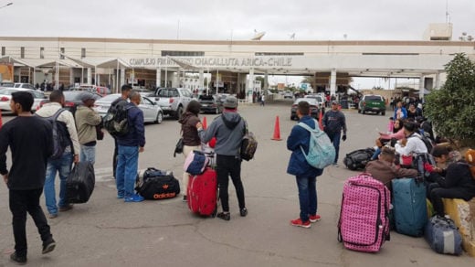 Venezolanos varados en la frontera fueron enviados a consulados de Chile