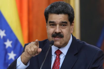 Maduro reitera llamado a rechazar actos de violencia y golpismo en Venezuela