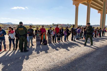 Trump suspenderá «temporalmente» la inmigración a EE. UU.