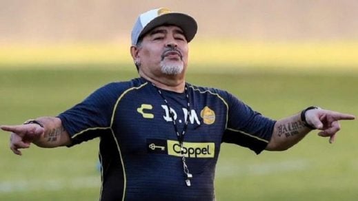 Diego Armando Maradona el próximo técnico de Gimnasia y Esgrima de La Plata