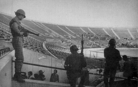 Condenan al Fisco a pagar indemnización a funcionaria del Registro Civil torturada en el Estadio Nacional en 1973