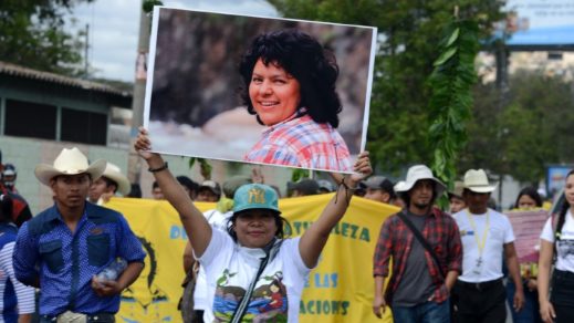 Tras numerosos aplazamientos reanudan juicio contra uno de los asesinos de Berta Cáceres