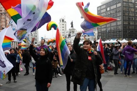 Senadores aprueban en general el proyecto de matrimonio igualitario