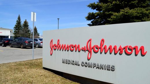 Johnson & Johnson deberá pagar a mujeres que contrajeron cáncer por uso de su talco