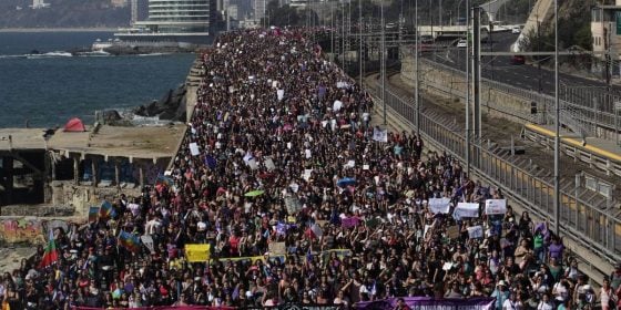 Multitudinario 8 de Marzo en Valparaíso y Viña del Mar: Miles de mujeres movilizadas