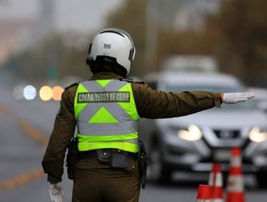 Preocupante: 53 mil vehículos salieron de Santiago durante este fin de semana según Carabineros