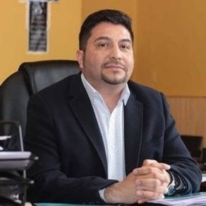 DIDECO de Ancud fue denunciado por violencia de género por su ex esposa y alcalde le pidió la renuncia