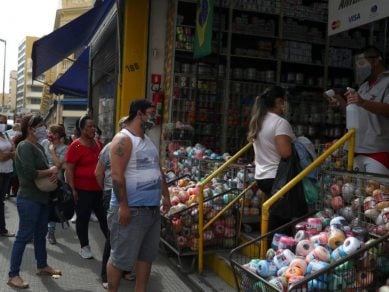 Temores por nueva ola del Covid-19 prevalece en grandes ciudades brasileñas tras la reapertura de su economía