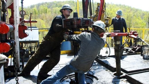 Petrolera estadounidense pionera en fracking se declara en banca rota