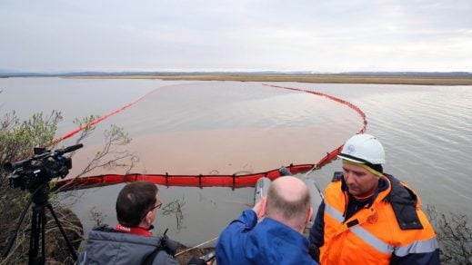 Rusia declara estado de emergencia tras derrame de combustible en central termoeléctrica