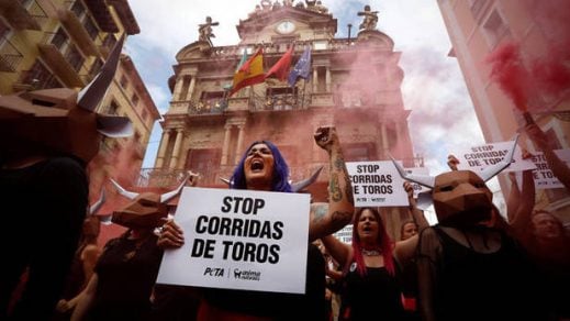 «Esto es realmente asqueroso»: ciudades del mundo se suman a la celebración del Día Mundial Antitaurino