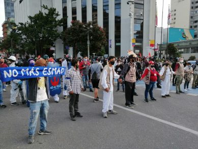 Colombia: denuncian fuerte represión contra manifestaciones en Bogotá y Medellín