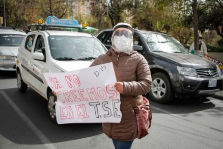 Ante aplazamiento de elecciones, Central Obrera Boliviana declara huelga general indefinida