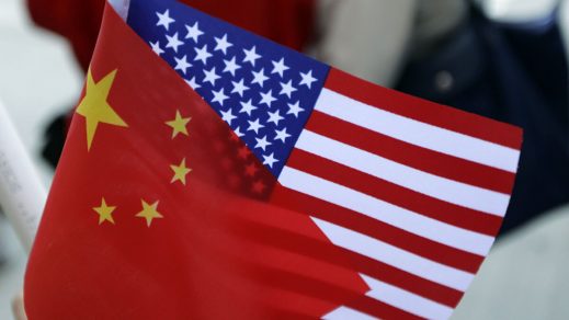 China asegura que dará respuesta a sanciones estadounidenses contra 14 parlamentarios