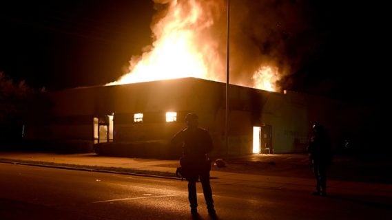 (Videos) EE.UU: Continúan las protestas en Wisconsin por asesinato de afroamericano a manos de efectivos policiales