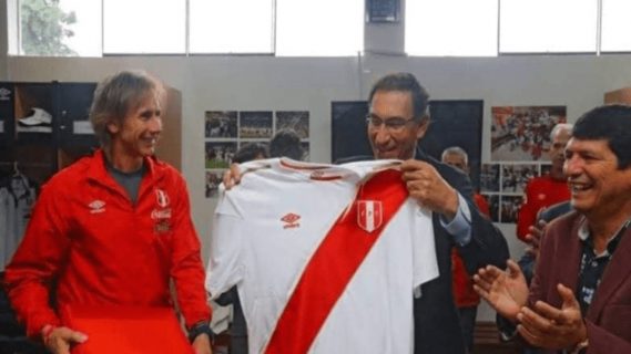 Presidente de Perú autoriza retorno del fútbol nacional