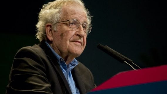 Noam Chomsky: Internacionalismo o Extinción