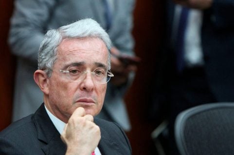 Fiscalía General de Colombia rechaza solicitud de libertad presentada por defensa de Uribe