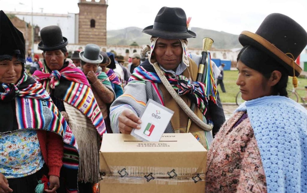 Bolivianos