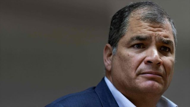 Rafael Correa denuncia que ahora la justicia de Ecuador lo investiga también por homicidio