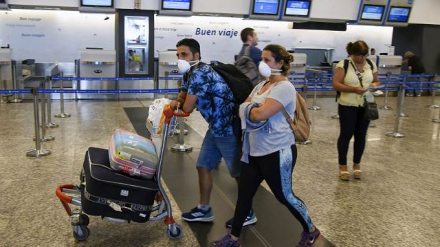 Argentina habilitó ingreso vía aérea de turistas provenientes de países limítrofes