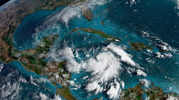 La tormenta tropical Iota amenaza con convertirse en un «grave y peligroso» huracán categoría 4 mientras se acerca a Centroamérica