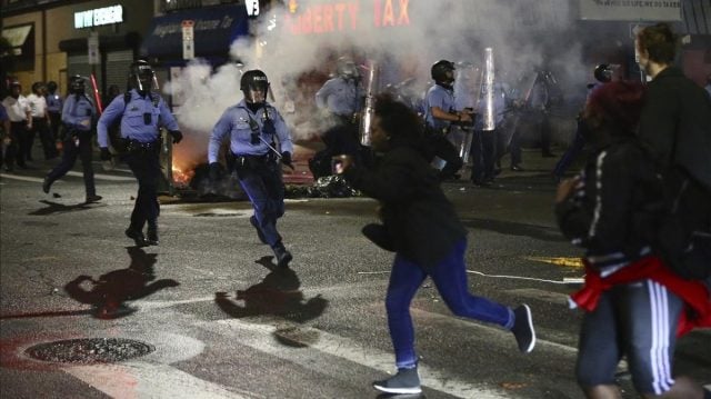 Retornan las protestas en Filadelfia tras asesinato de afrodescendiente a manos de la policía